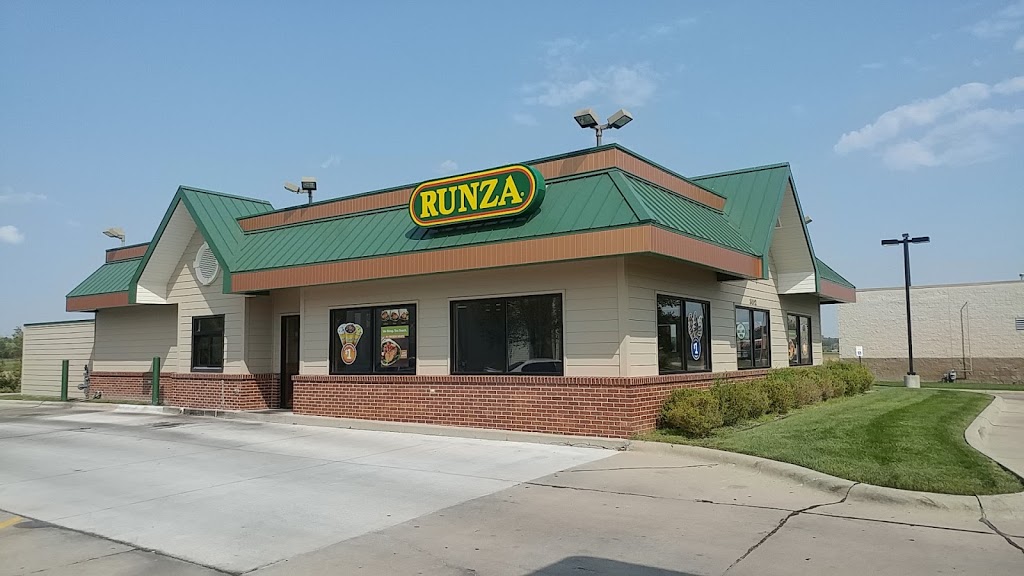 Runza Restaurant | 3002 Samson Way, Bellevue, NE 68123, USA | Phone: (402) 291-3133
