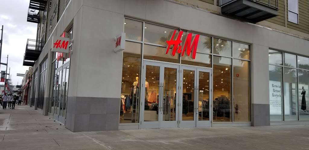 H&M | 11200 Broadway St, Pearland, TX 77584 | Phone: (855) 466-7467