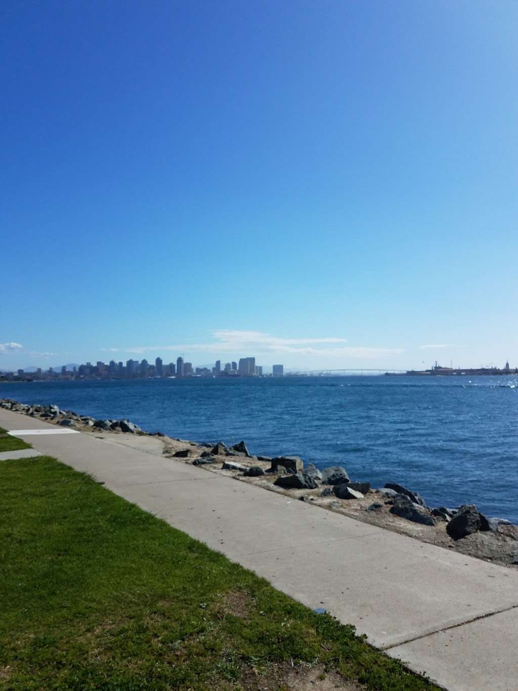 Harbor Island Park | 1875 Harbor Island Dr, San Diego, CA 92101, USA | Phone: (619) 686-6200