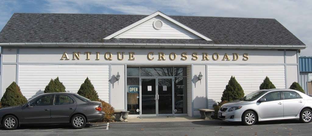 Antique Crossroads | 20150 National Pike, Hagerstown, MD 21740, USA | Phone: (301) 739-0858