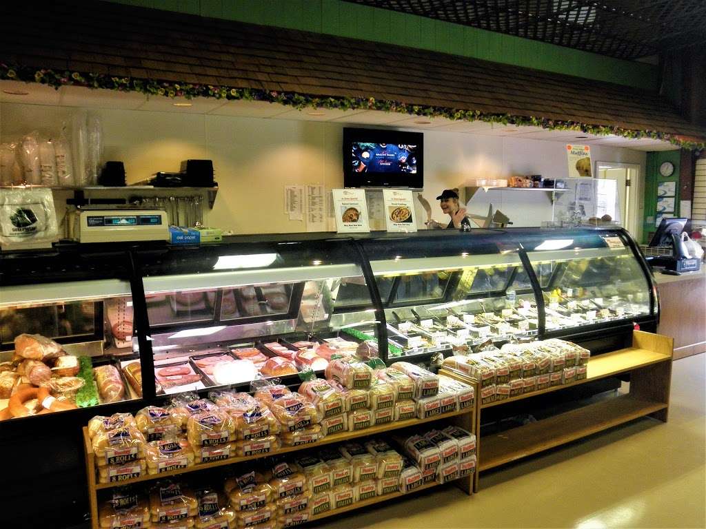 Kings Quality Food Store & Deli | 9421, 1451 Reading Rd, Mohnton, PA 19540, USA | Phone: (717) 445-4521