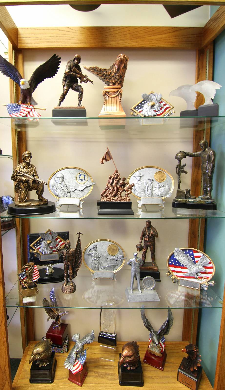 Awesome Awards / Western Trophy | 8746 Limonite Ct, Riverside, CA 92509, USA | Phone: (951) 685-6885