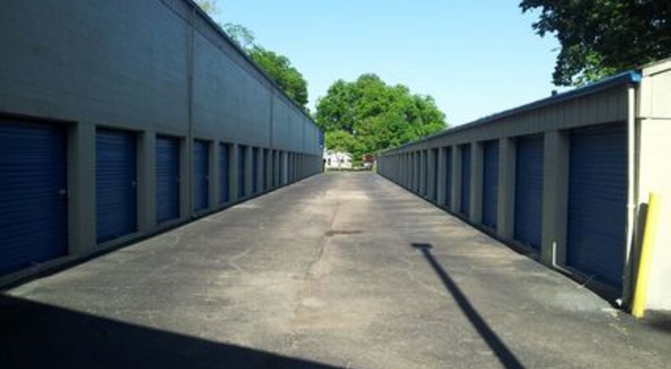 Storage Express | 2650 Eastwood Dr, Columbus, IN 47203, USA | Phone: (812) 496-0519