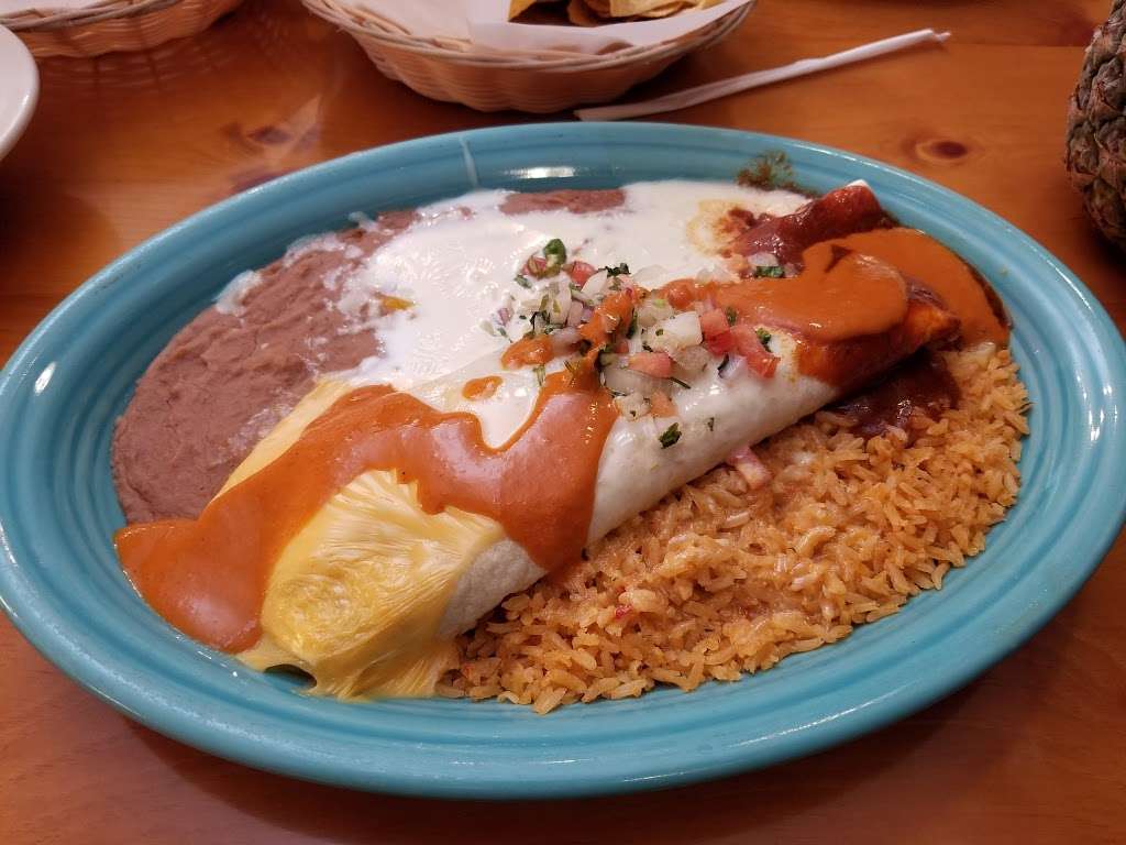 Los Chachos Mexican Cuisine | 4747 State Rd 46, Bloomington, IN 47404, USA | Phone: (812) 876-8447