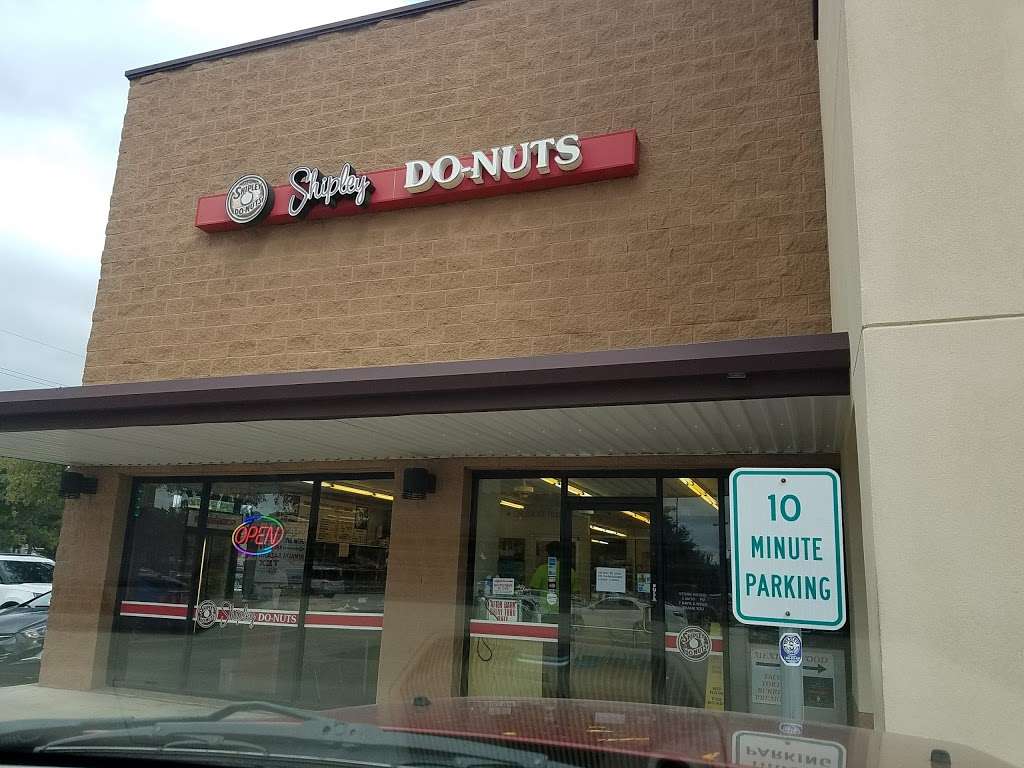 Shipley Do-Nuts | 10750 Barker Cypress Rd #100, Cypress, TX 77433, USA | Phone: (281) 256-2408