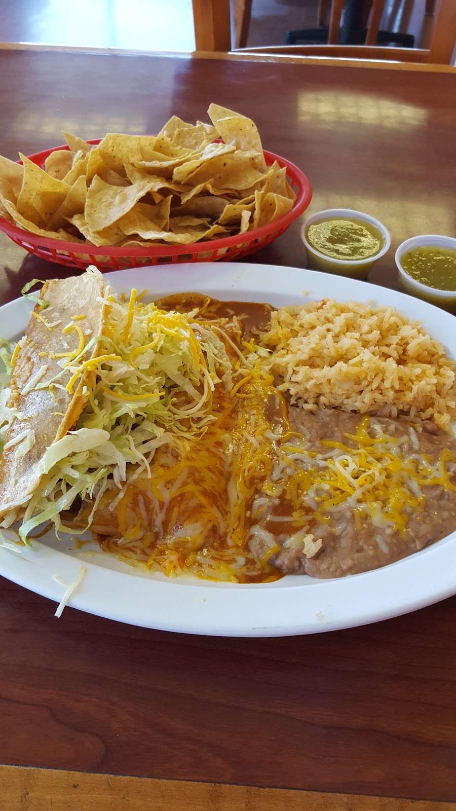 Los Amigos Mexican food | 25361 Railroad Canyon Rd, Lake Elsinore, CA 92532, USA | Phone: (951) 244-4144