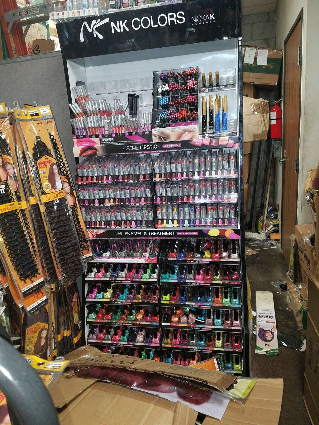 Fridays Beauty Supply | 1528 S Wilmington Ave, Compton, CA 90220, USA | Phone: (310) 638-0578