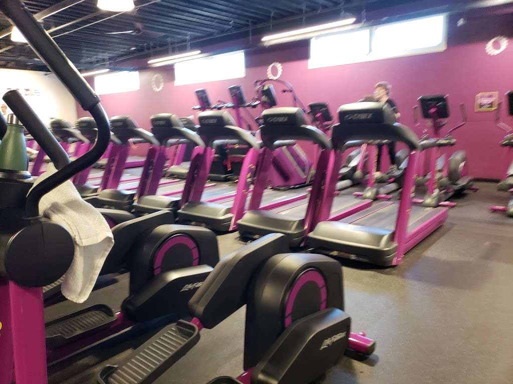 Planet Fitness | 69 Haverhill Rd, Amesbury, MA 01913, USA | Phone: (978) 388-4636