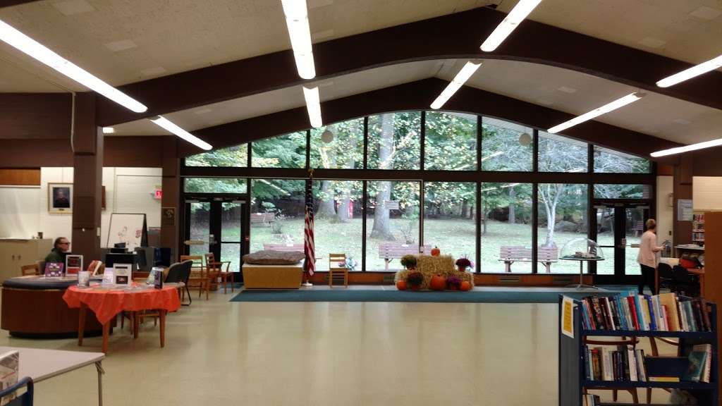 Cedar Grove Public library | One Municipal Plaza,, Cedar Grove, NJ 07009 | Phone: (973) 239-1447