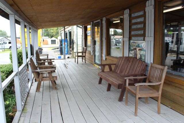 Leonard Buildings & Truck Accessories | 1902 S Cannon Blvd, Kannapolis, NC 28083, USA | Phone: (704) 932-7313
