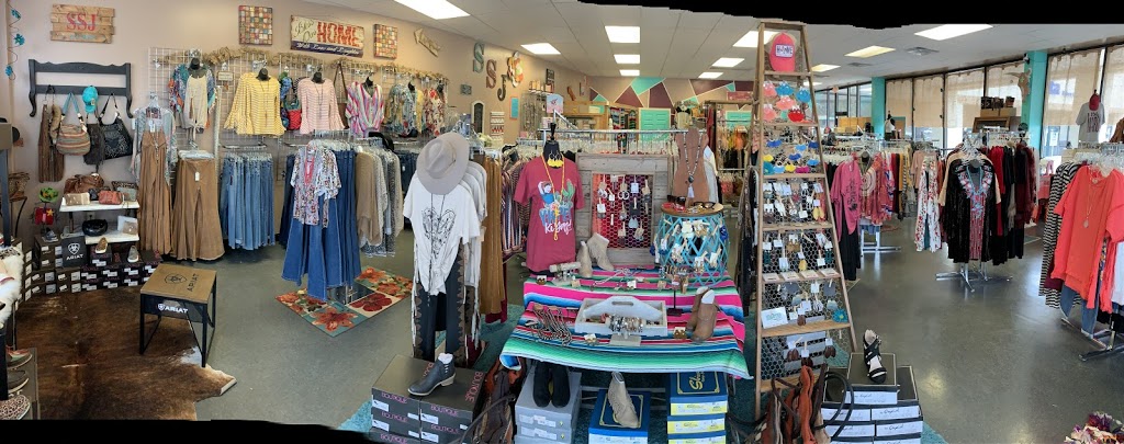 Six Shooter Junction Boutique | 17645 Farm to Market Rd 1488, Magnolia, TX 77354, USA | Phone: (281) 259-7134