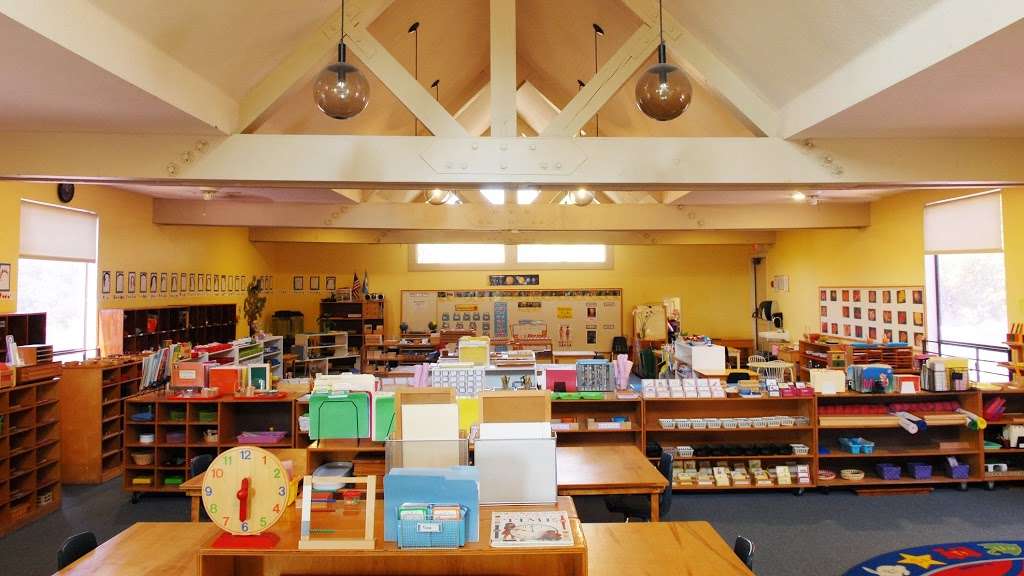 Hillside Montessori School | 19900 El Toro Rd, Silverado, CA 92676 | Phone: (949) 858-8818