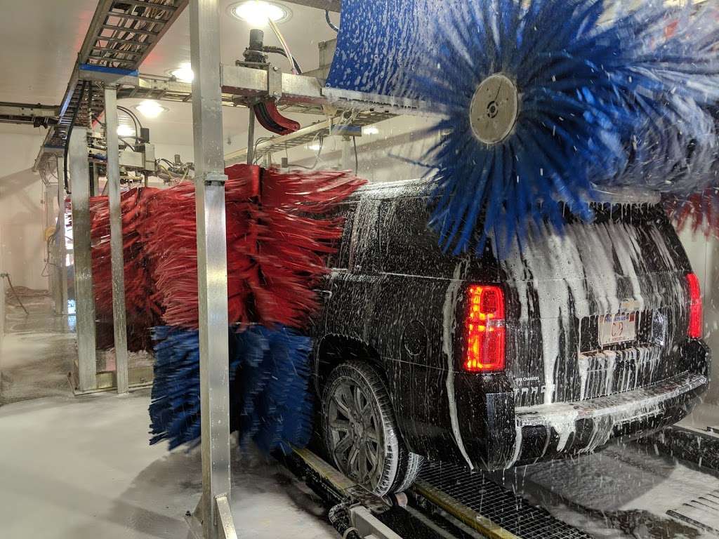 Barn Car Wash | 110 Frank P Bennett Hwy, Saugus, MA 01906 | Phone: (781) 233-1633