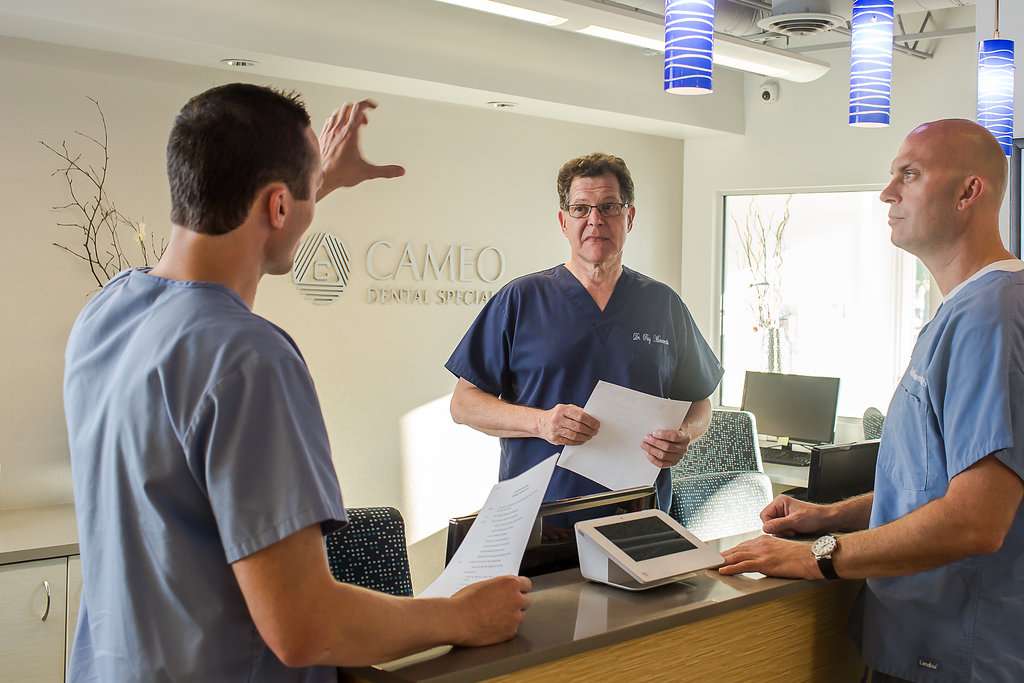 Cameo Dental Specialists | 475 W 55th St #208, La Grange, IL 60525, USA | Phone: (708) 579-0488