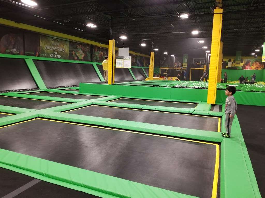 Launch Trampoline Park | 13348 Franklin Farm Rd, Herndon, VA 20171, USA | Phone: (888) 845-5867