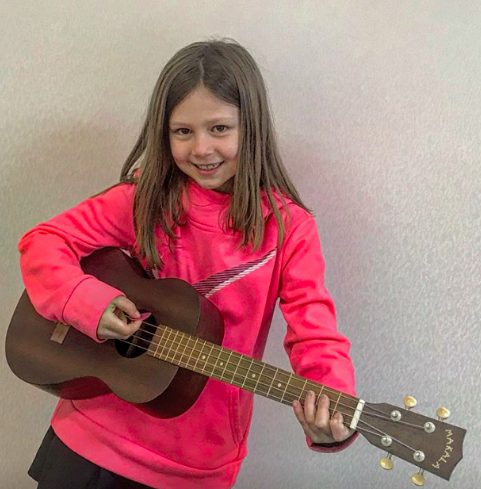 Rock On Music Lessons | 6902 Pearl Rd #102, Middleburg Heights, OH 44131, USA | Phone: (216) 785-1091