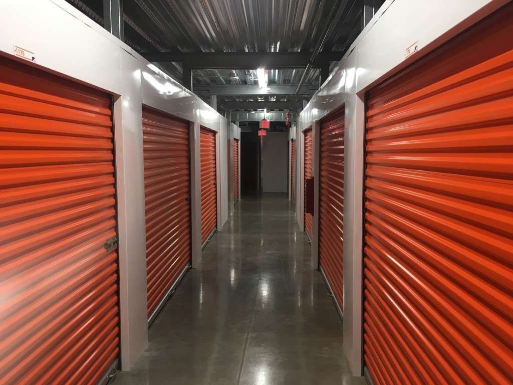 Public Storage | 10219 Bryton Corporate Center Dr, Huntersville, NC 28078, USA | Phone: (704) 802-5008