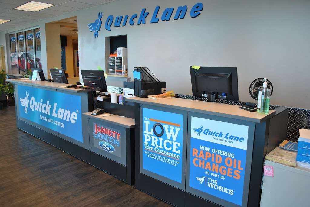 Quick Lane at Jarrett-Gordon Ford | 2600 Access Rd, Davenport, FL 33897, USA | Phone: (863) 547-1170