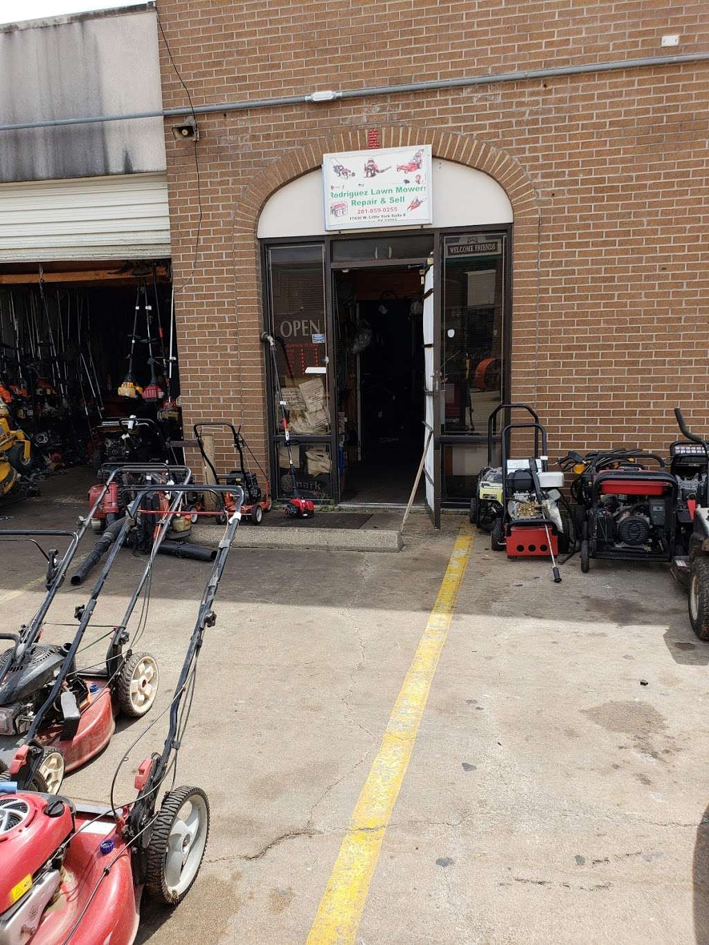 Rodriguez Lawnmower Repair & Sale | 17430 W Little York Rd, Houston, TX 77084 | Phone: (281) 859-0255