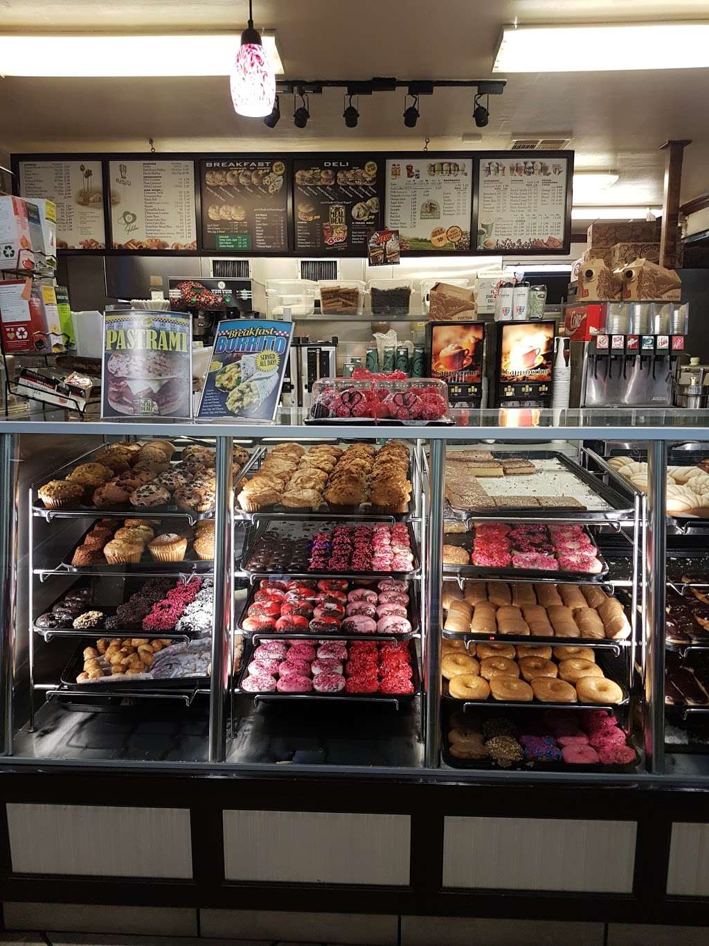 Yum Yum Donuts - cafe  | Photo 1 of 10 | Address: 1431 E 4th St, Ontario, CA 91764, USA | Phone: (909) 391-9554