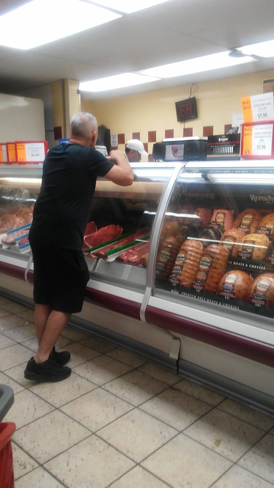 Sedanos | 4040 E 4th Ave, Hialeah, FL 33013, USA | Phone: (305) 825-1725