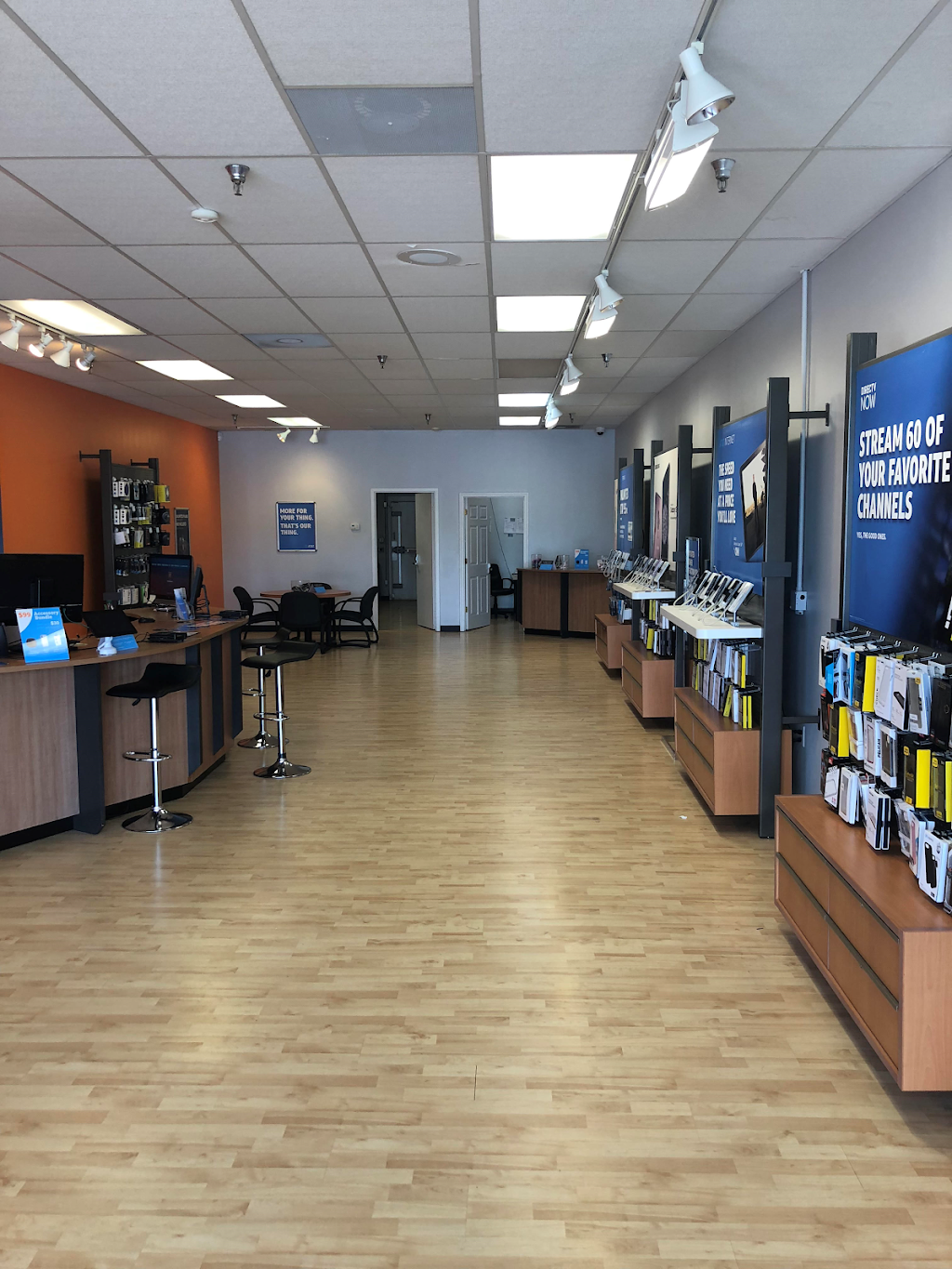 AT&T Store | 433 N Generals Blvd Suite 100, Lincolnton, NC 28092, USA | Phone: (704) 736-4300