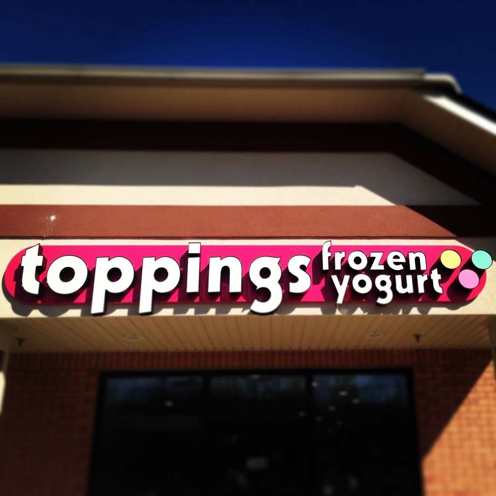 Toppings Frozen Yogurt | 287 Windsor Hwy, New Windsor, NY 12553, USA | Phone: (845) 238-7462