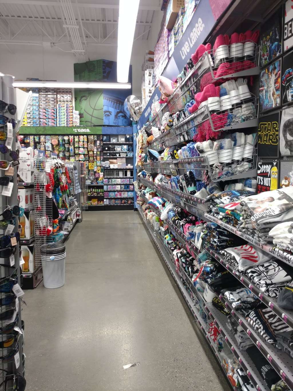 Five Below | 2000 Clements Bridge Rd, Deptford Township, NJ 08096 | Phone: (856) 686-6024