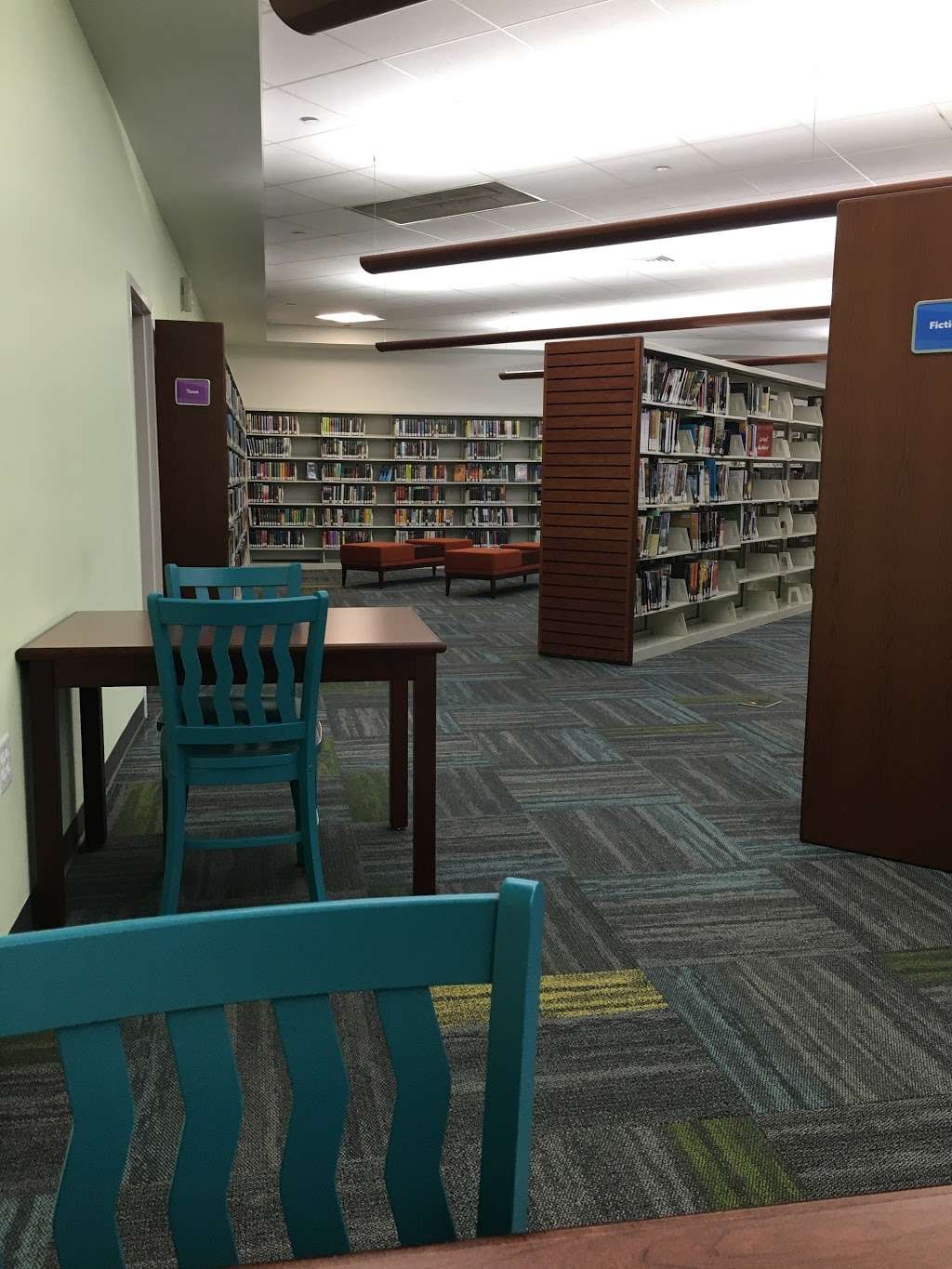 Hart Memorial Central Library | 211 E Dakin Ave, Kissimmee, FL 34741, USA | Phone: (407) 742-8888