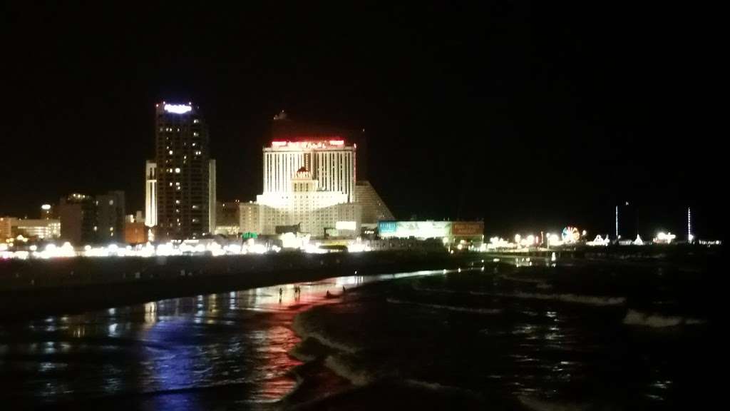 Atlantic Palace Suites | 1507 Boardwalk, Atlantic City, NJ 08401, USA | Phone: (609) 344-1200