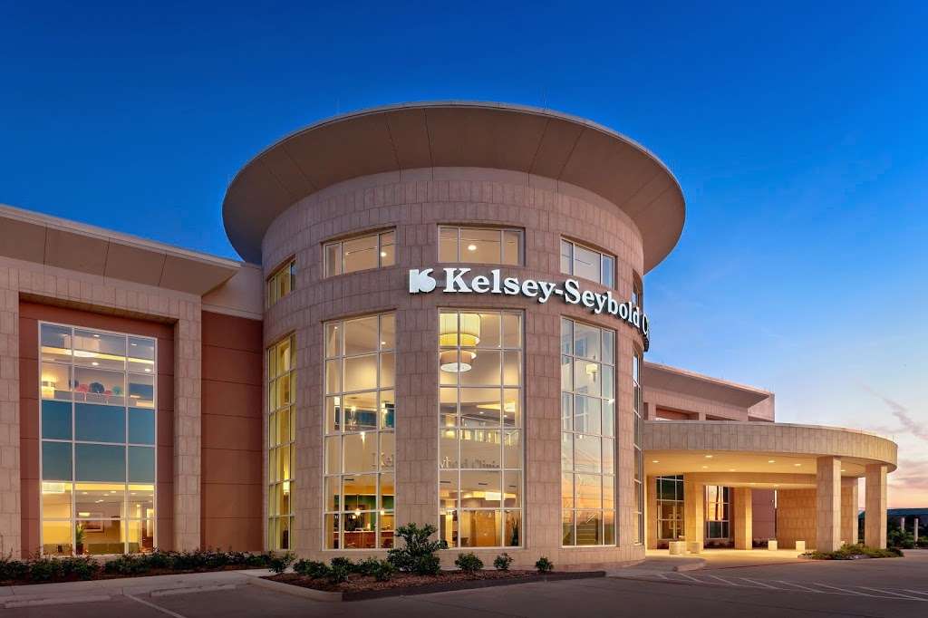Pasadena Pediatrics | Kelsey-Seybold Clinic | 5001 East Sam Houston Pkwy S Suite 100, Pasadena, TX 77505, USA | Phone: (713) 442-7100
