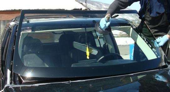 Mobile Auto Glass Solutions | Lakeside, CA 92040, USA | Phone: (858) 386-4048