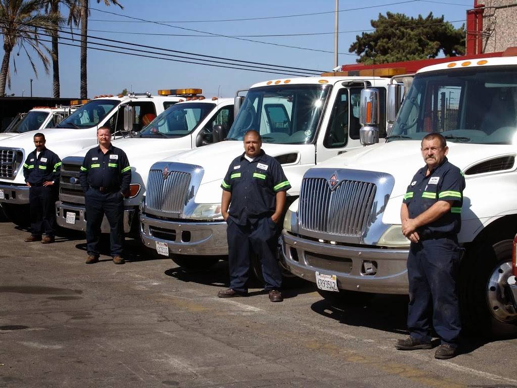 COUNTRY CITY TOWING | 110 E Commercial St, Anaheim, CA 92801, USA | Phone: (714) 449-2100