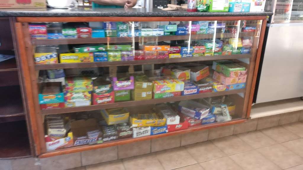 Peghe Deli | 3273 Westchester Ave, The Bronx, NY 10461, USA | Phone: (718) 828-0415