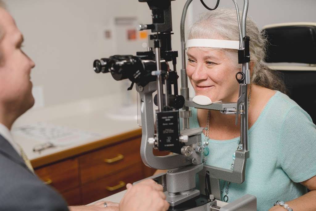 Milwaukee Eye Care | 17280 W North Ave Ste 100, Brookfield, WI 53045 | Phone: (262) 317-6654