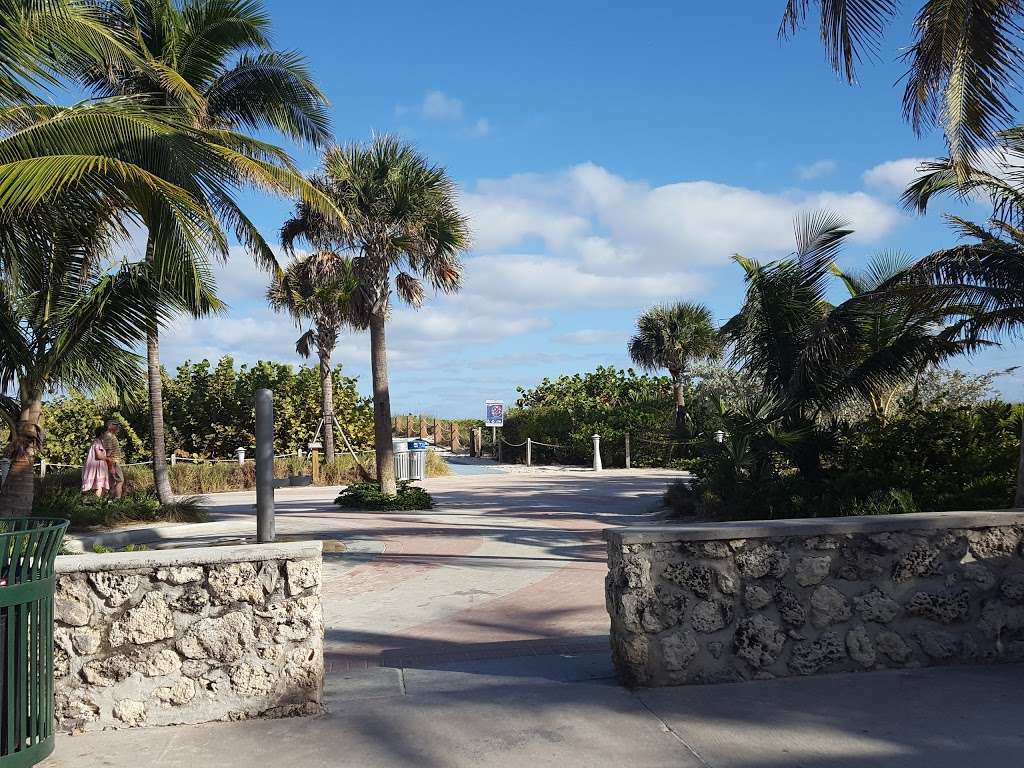 3rd Street Beach Access | 301 Ocean Dr, Miami Beach, FL 33139, USA