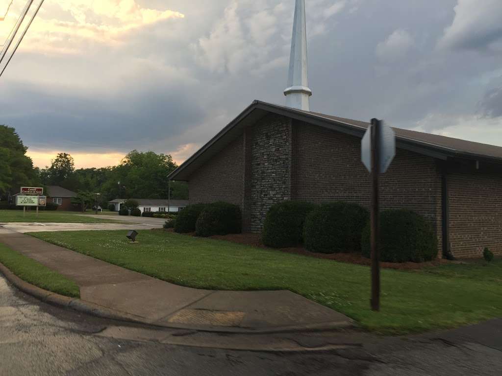 Lowell Church of God | 804 W 1st St, Lowell, NC 28098 | Phone: (704) 824-3383