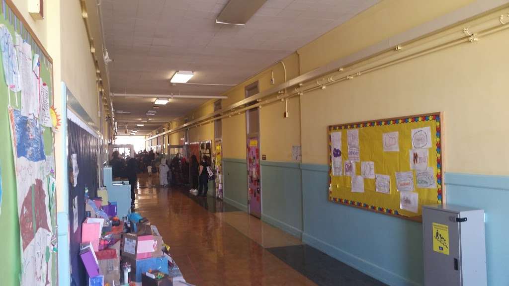 Leonard R. Flynn Elementary School | 3125 Cesar Chavez, San Francisco, CA 94110, USA | Phone: (415) 695-5770