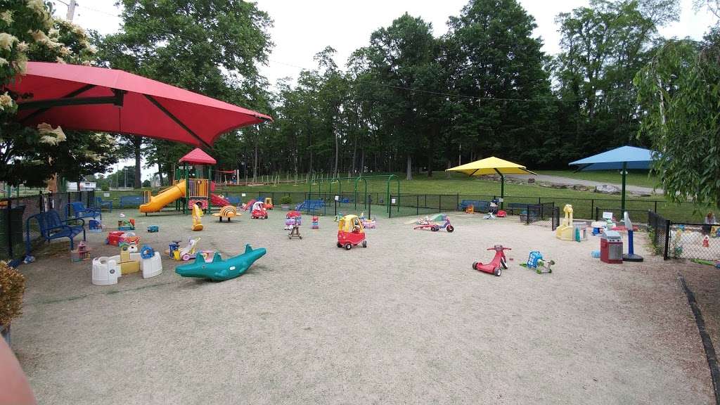 Wee Play Tots Park | 24-, 198 Robert Cahill Dr, Beacon, NY 12508, USA