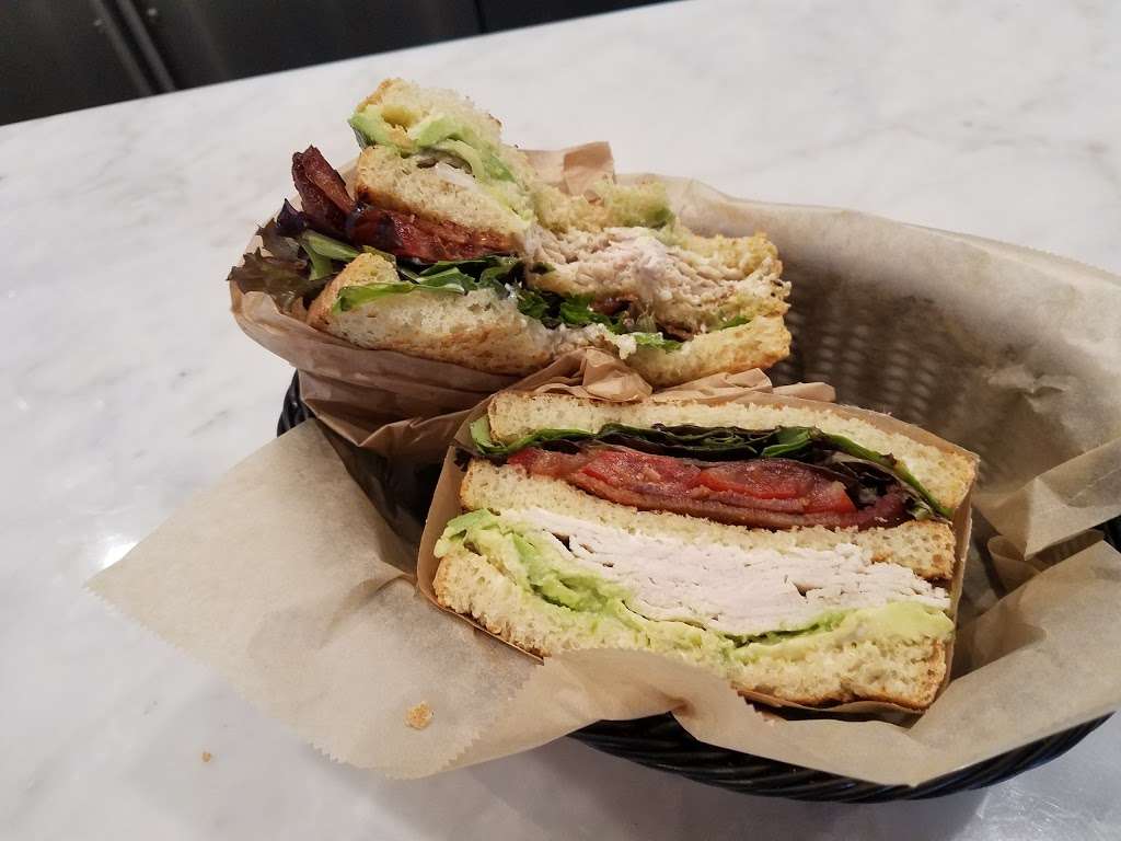 Foodniks | 1 Blackfield Dr, Belvedere Tiburon, CA 94920, USA | Phone: (415) 388-7800