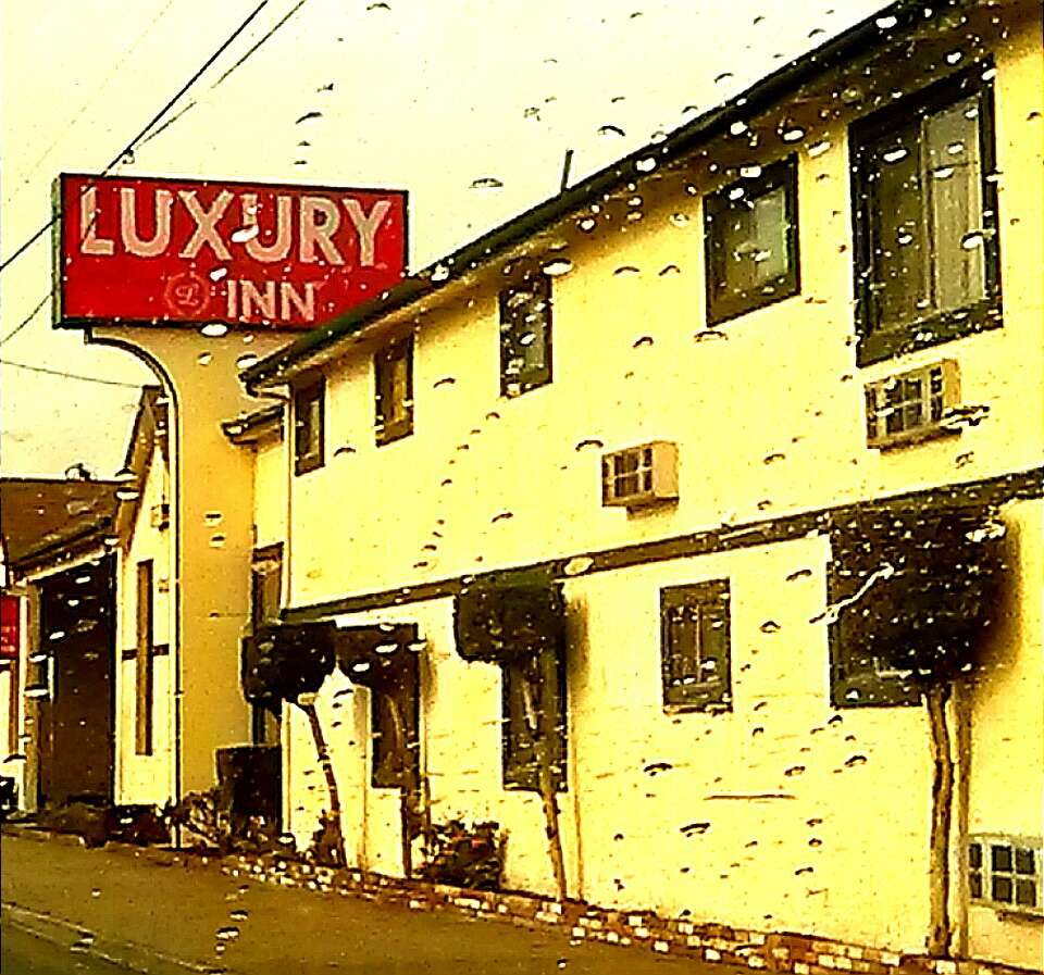 Luxury Inn | 12225 Firestone Blvd, Norwalk, CA 90650, USA | Phone: (562) 868-0791