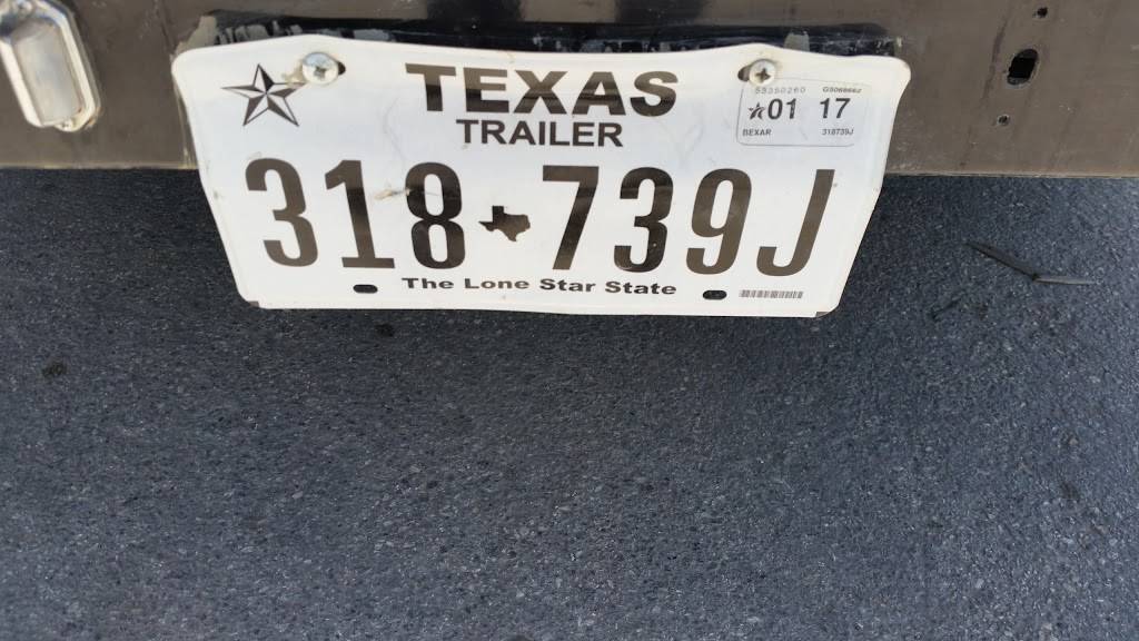 Big Tex Trailer World - Lytle | 20260 I-35, Lytle, TX 78052, USA | Phone: (830) 719-4100