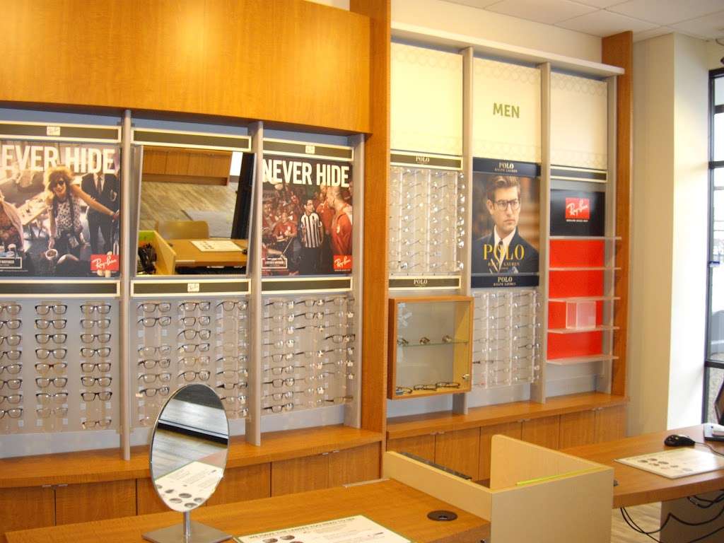 Pearle Vision - Pulaski | 5153 S Pulaski Rd b, Chicago, IL 60632, USA | Phone: (773) 284-9844