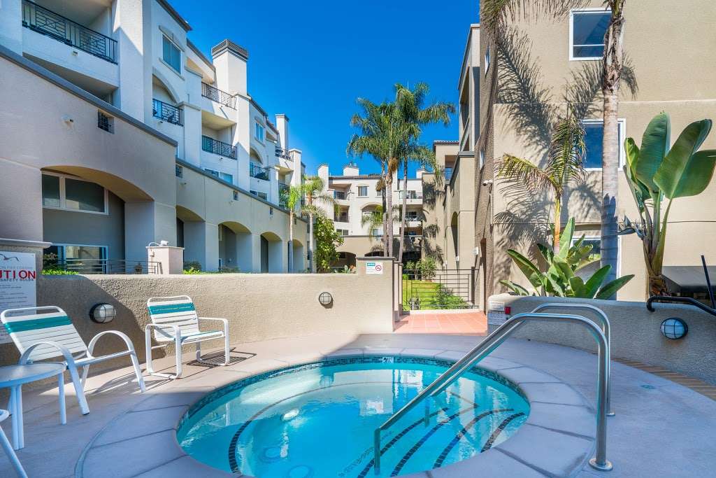 Balboa Realty | 709 E Balboa Blvd, Newport Beach, CA 92661, USA | Phone: (949) 734-7430