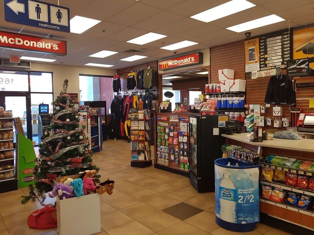 Pilot Travel Center | 16921 Halfway Blvd, Hagerstown, MD 21740, USA | Phone: (301) 582-6111