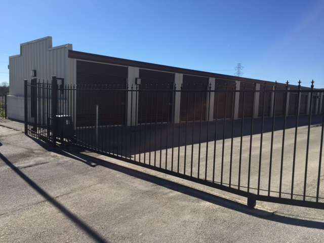 Lockaway Storage - Evans Rd | 7858 E Evans Rd, San Antonio, TX 78266, USA | Phone: (210) 880-6277