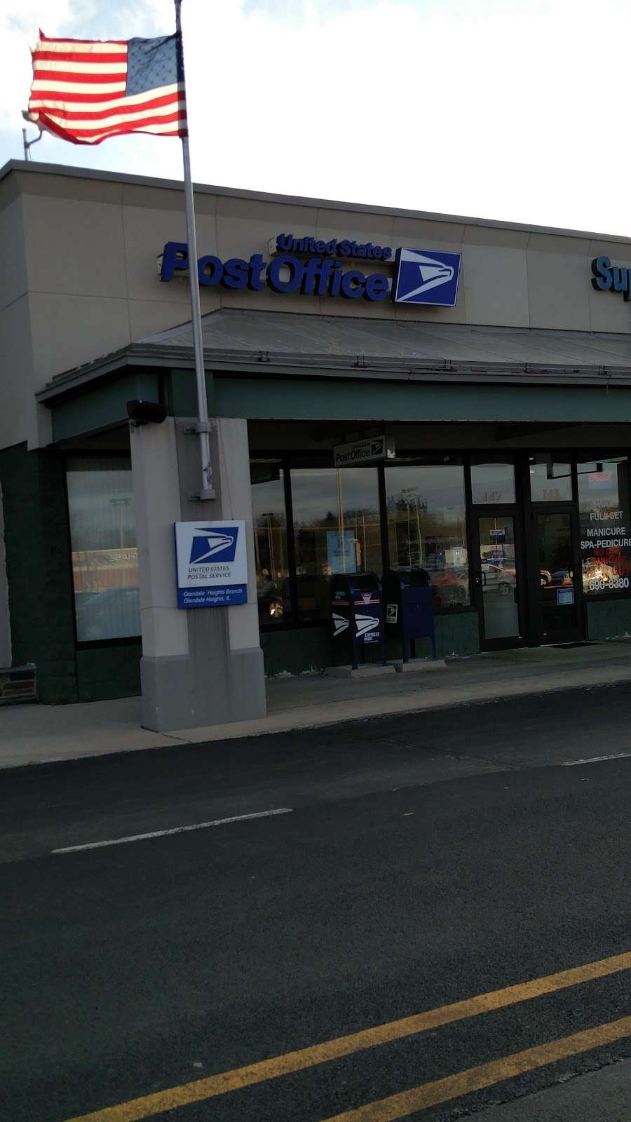 United States Postal Service | 147 E N Ave, Glendale Heights, IL 60139, USA | Phone: (800) 275-8777