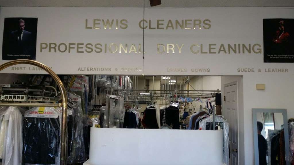 Lewis Cleaners | 326 N Lewis Rd, Royersford, PA 19468, USA | Phone: (610) 948-1910