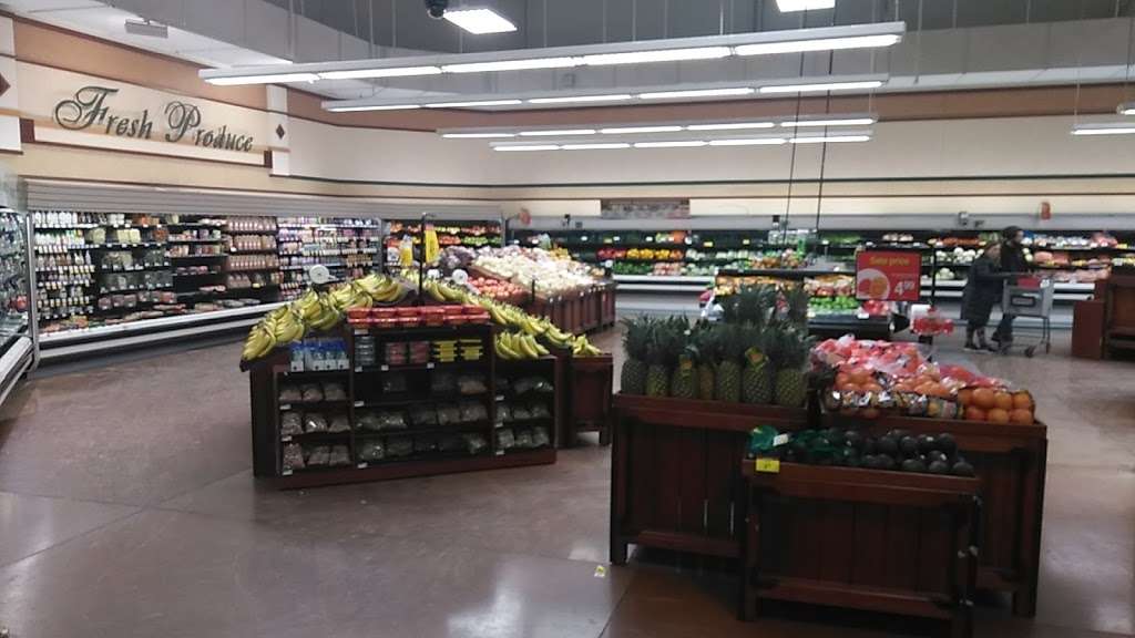 Pay Less Super Market | 3050 Meridian St, Anderson, IN 46016, USA | Phone: (765) 644-7702