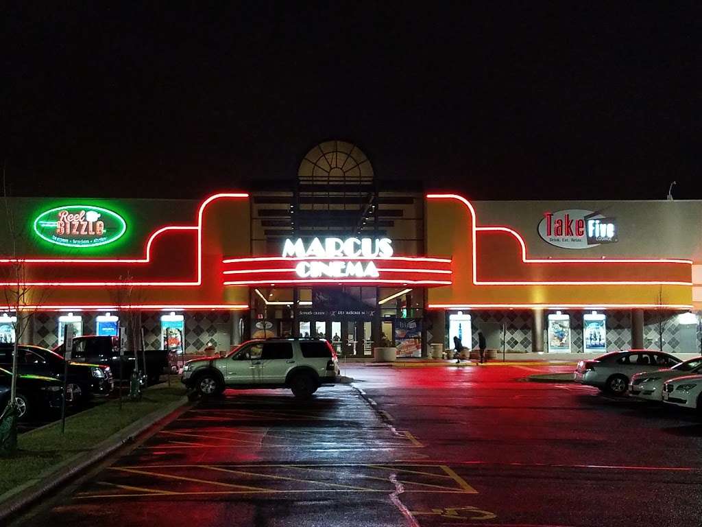 Marcus Theatre - Country Club Hills Cinema | 4201 167th St, Country Club Hills, IL 60478 | Phone: (708) 365-1380